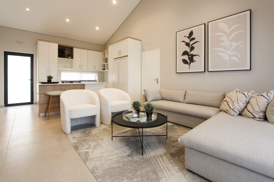 To Let 2 Bedroom Property for Rent in Van Der Hoff Park North West